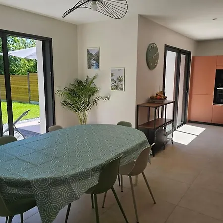 Charmante Maison Neuve Ferienhaus *