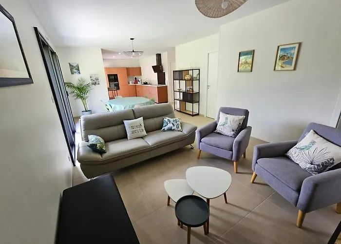 Дом отдыха Charmante Maison Neuve *